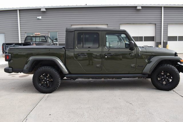 Certified 2023 Jeep Gladiator Sport AWD/4WD image 4