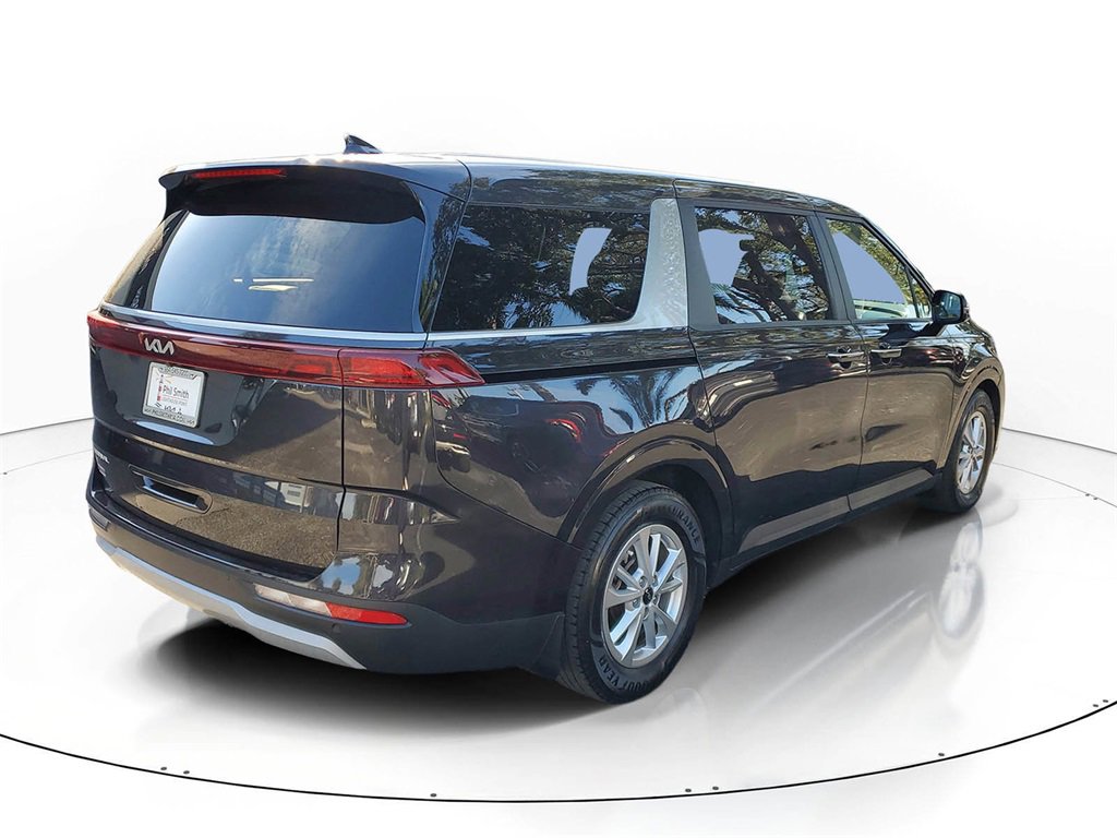 Certified 2023 Kia Carnival LX image 6