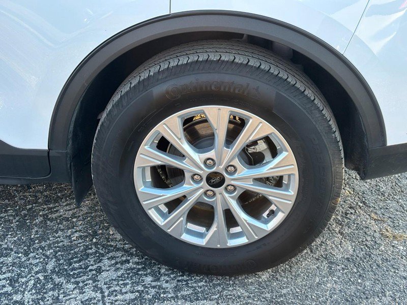 Used 2025 Ford Escape Active AWD/4WD image 11