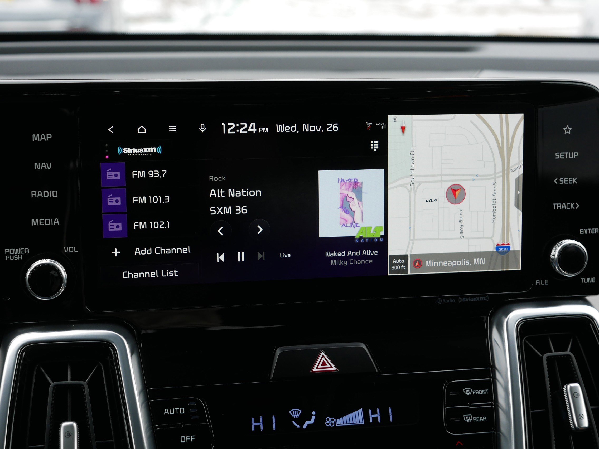 Certified 2023 Kia Sorento SX image 22