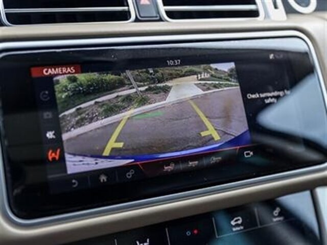 Used 2020 Land Rover Range Rover Long Wheelbase HSE AWD/4WD image 23