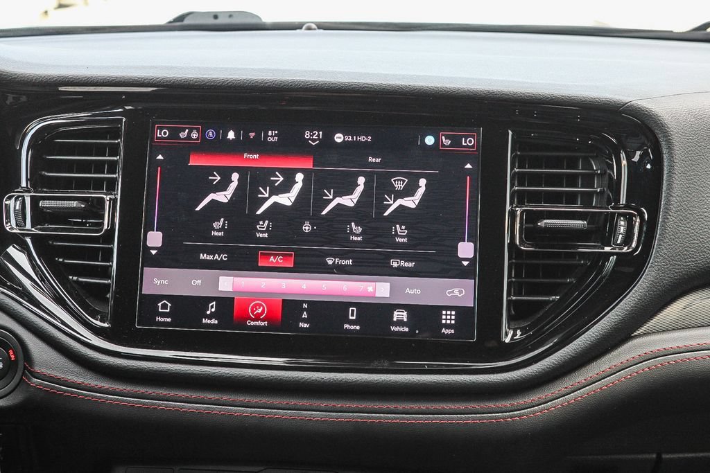 Used 2024 Dodge Durango GT AWD/4WD image 15