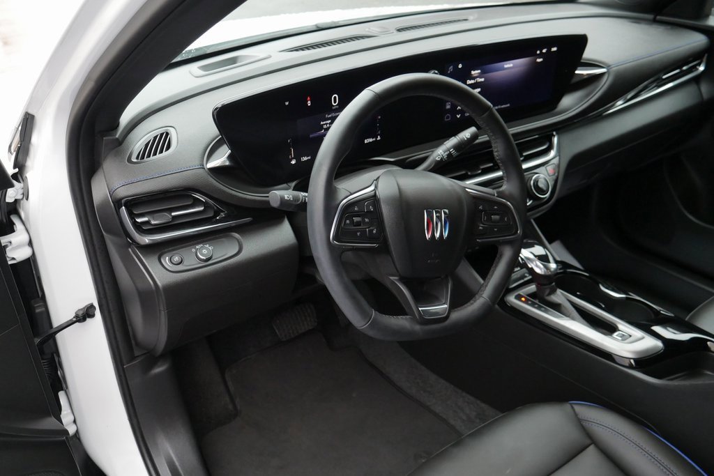 Used 2024 Buick Envista Sport Touring w/ Convenience I Package image 10