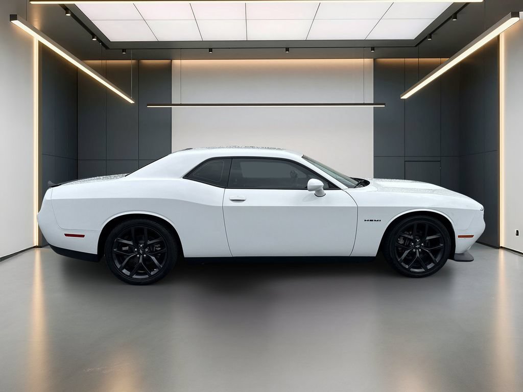 Used 2022 Dodge Challenger R/T w/ Blacktop Package RWD image 7