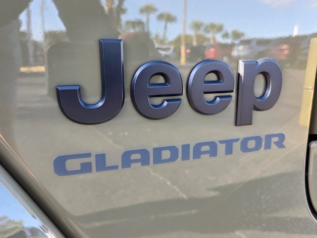 New 2026 Jeep Gladiator Willys AWD/4WD image 12