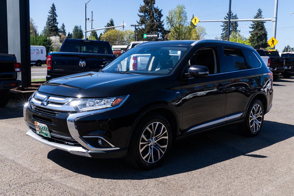 Used 2018 Mitsubishi Outlander GT image 3