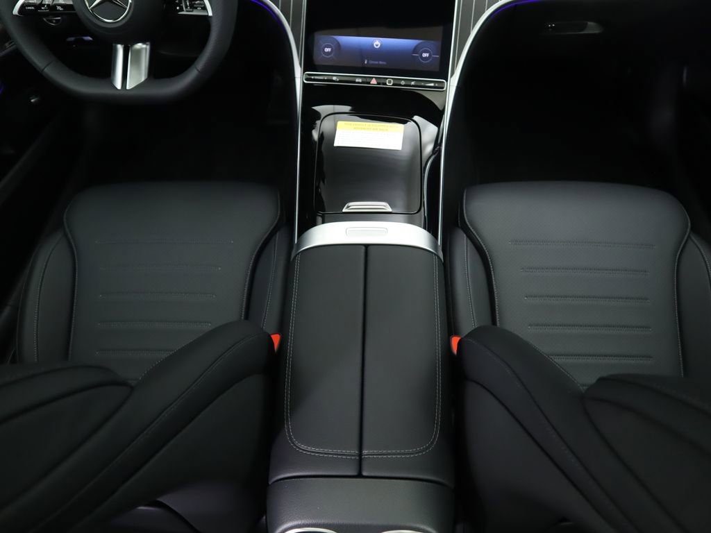 New 2025 Mercedes-Benz C 300 Sedan image 18