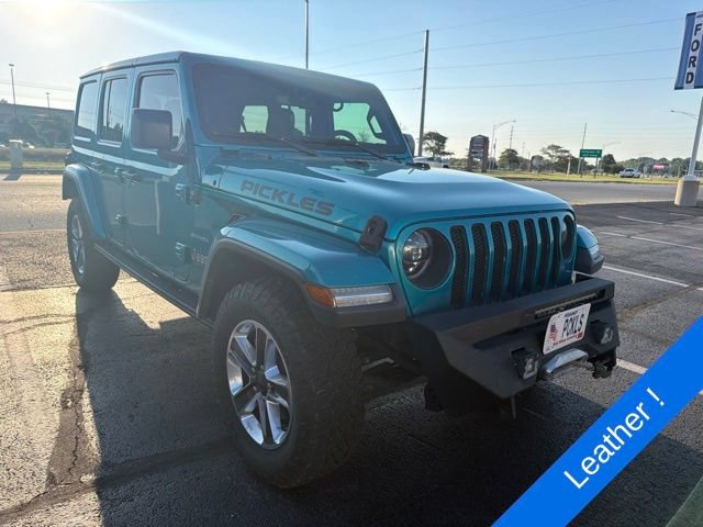 Used 2020 Jeep Wrangler Unlimited Sahara w/ Dual Top Group AWD/4WD image 3
