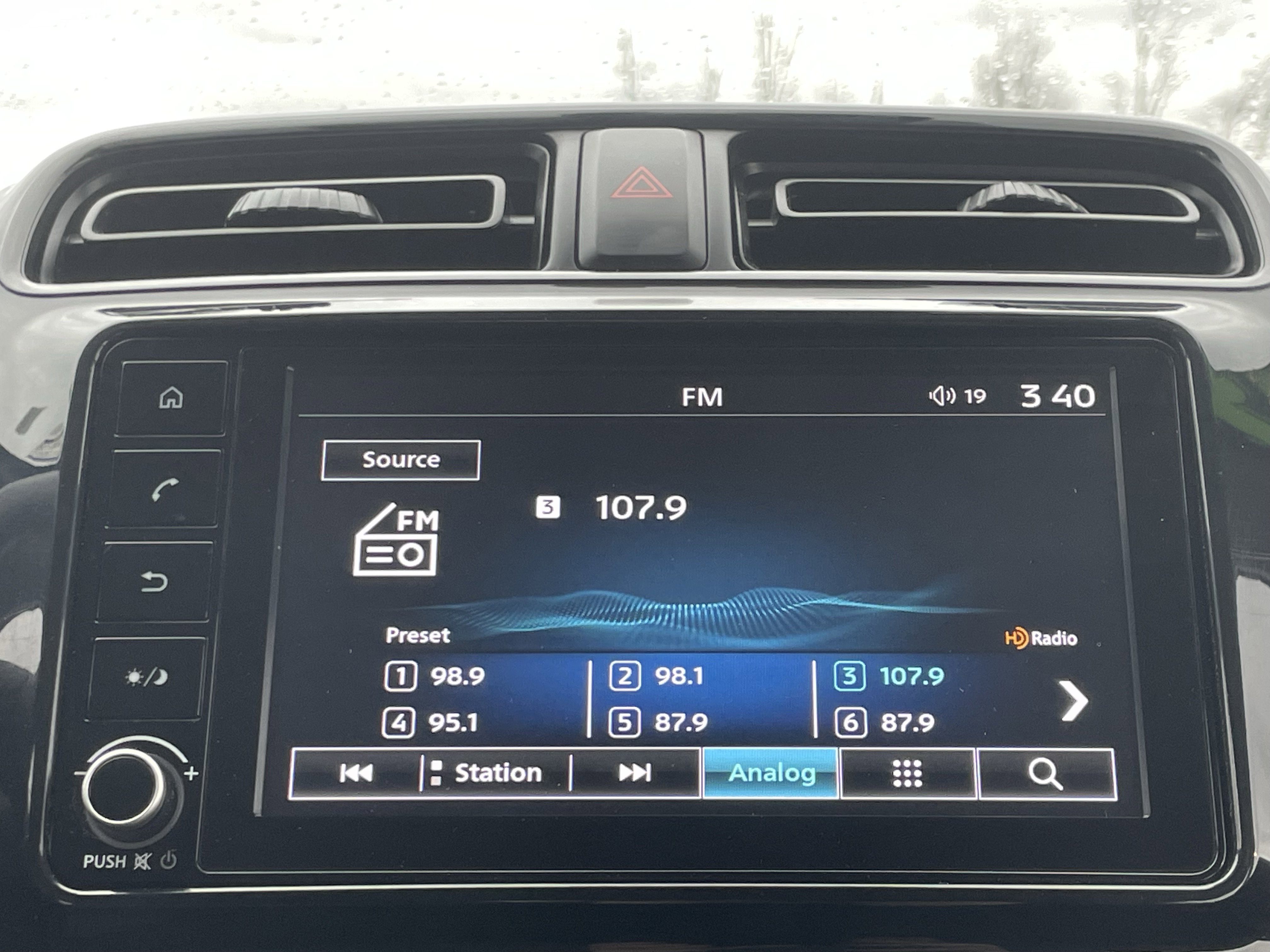 Used 2023 Mitsubishi Mirage G4 ES image 24