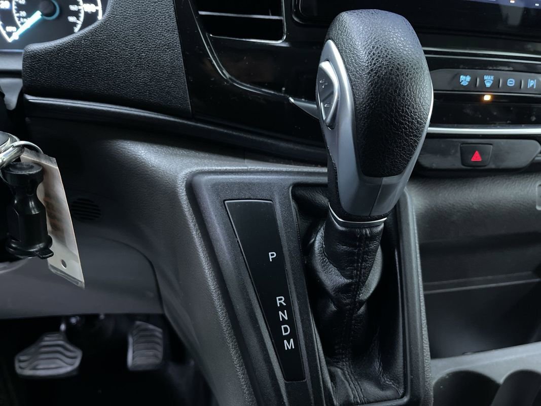 Used 2023 Ford Transit 350 XLT image 25