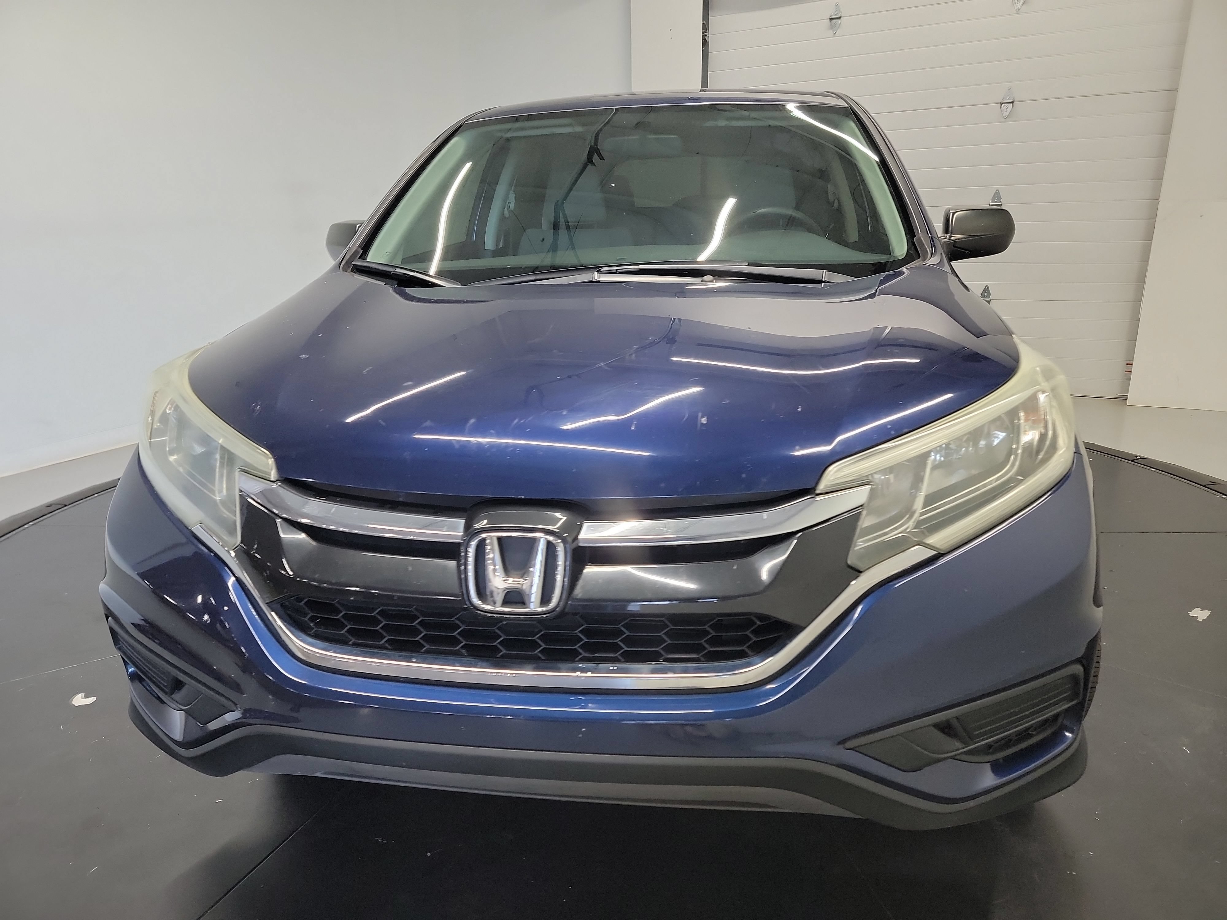 Used 2015 Honda CR-V LX image 2
