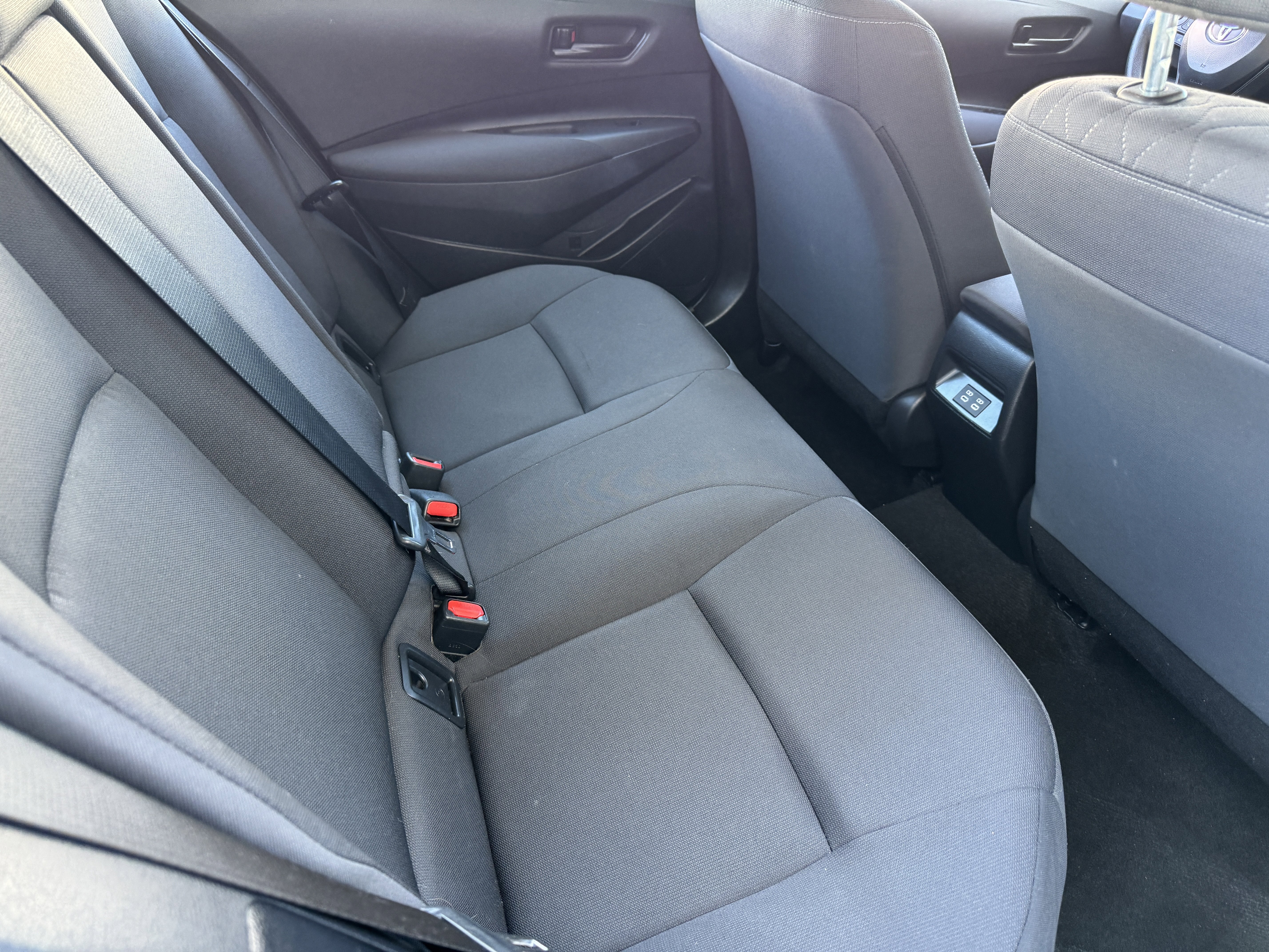 Used 2023 Toyota Corolla LE image 20