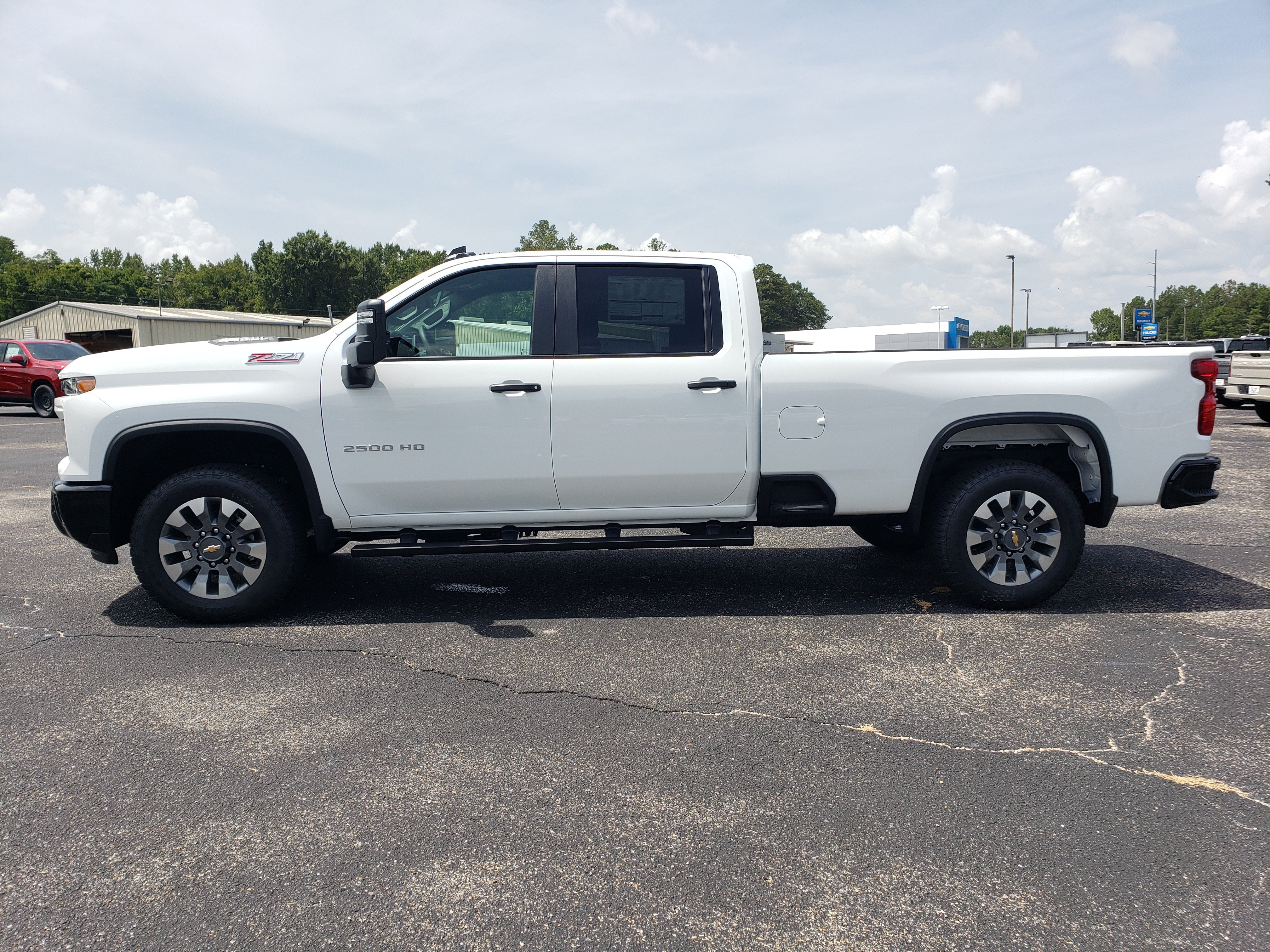 New 2026 Chevrolet Silverado 2500 Custom w/ Custom Value Package AWD/4WD image 6