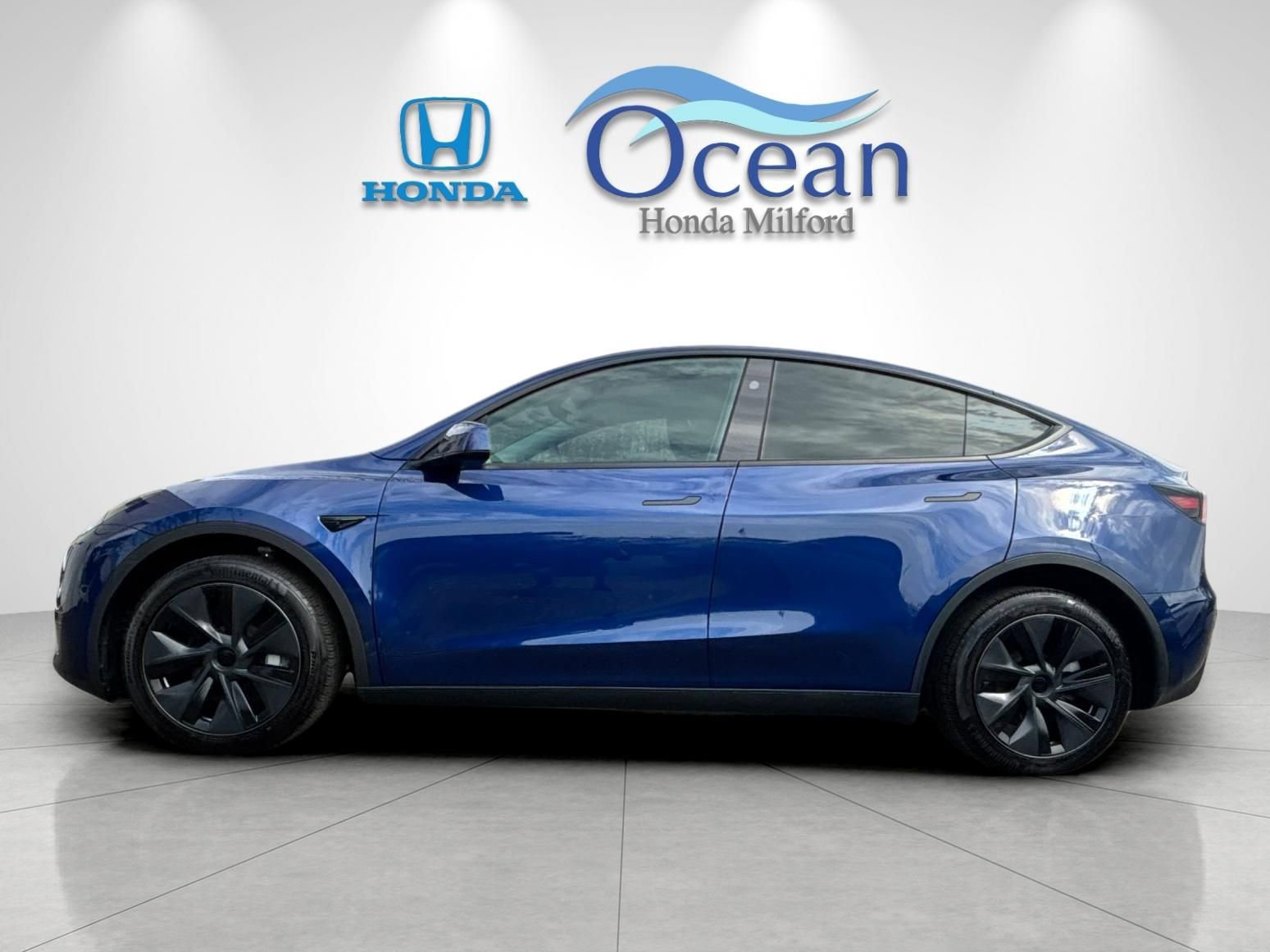 Used 2024 Tesla Model Y Long Range image 6