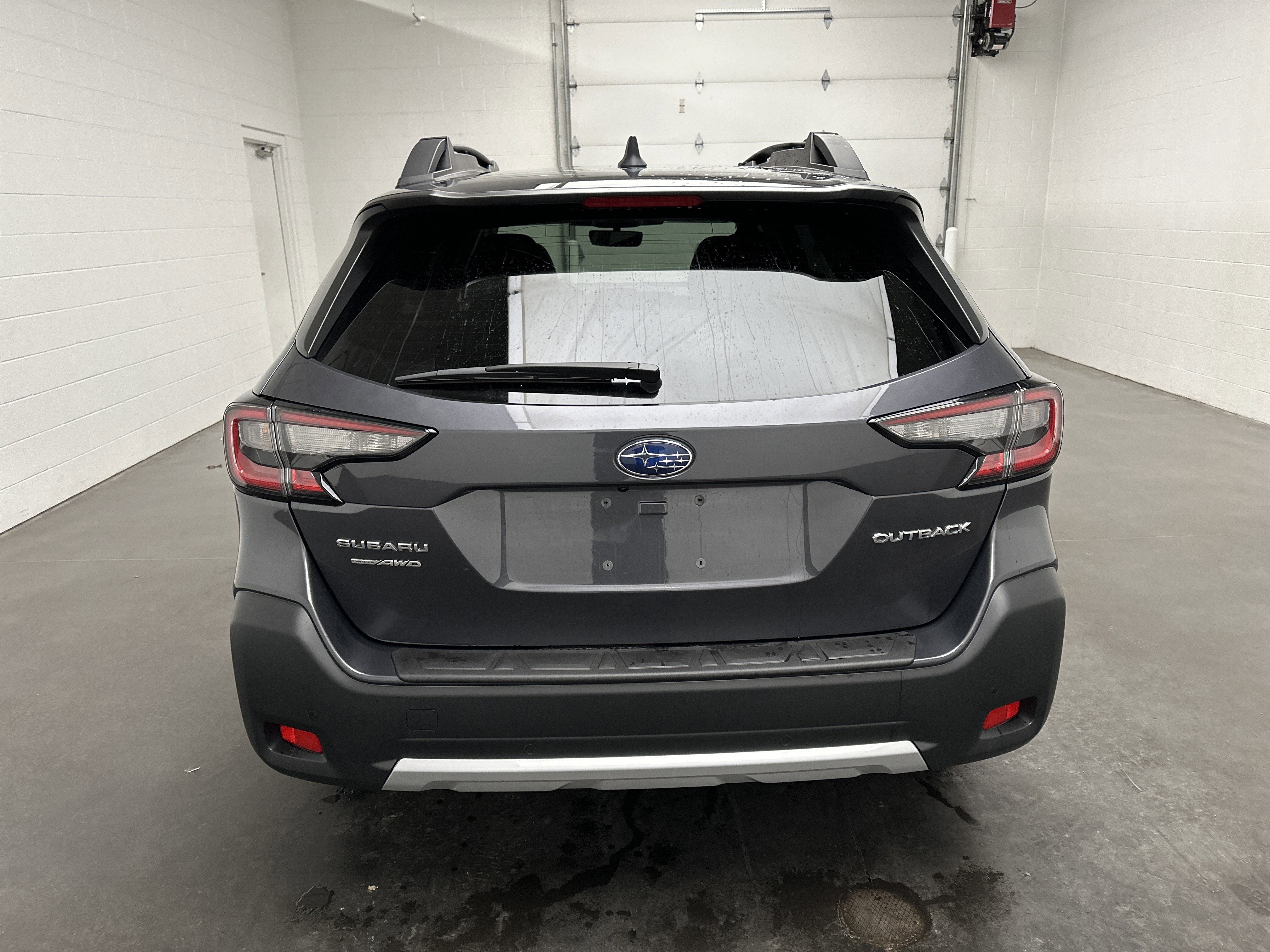 Used 2024 Subaru Outback Limited image 7