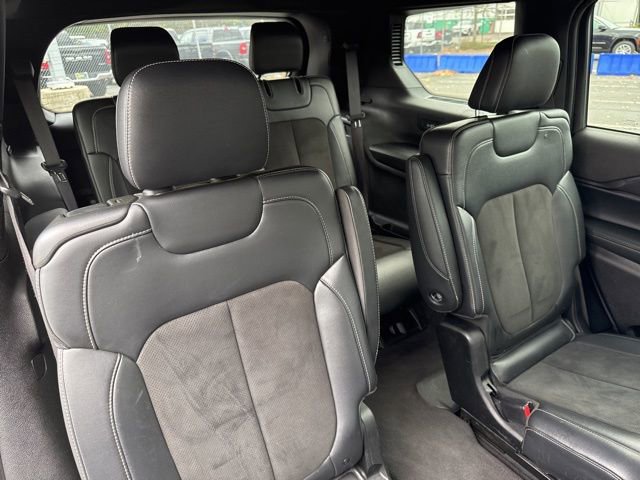 Used 2022 Jeep Grand Cherokee L Laredo image 23