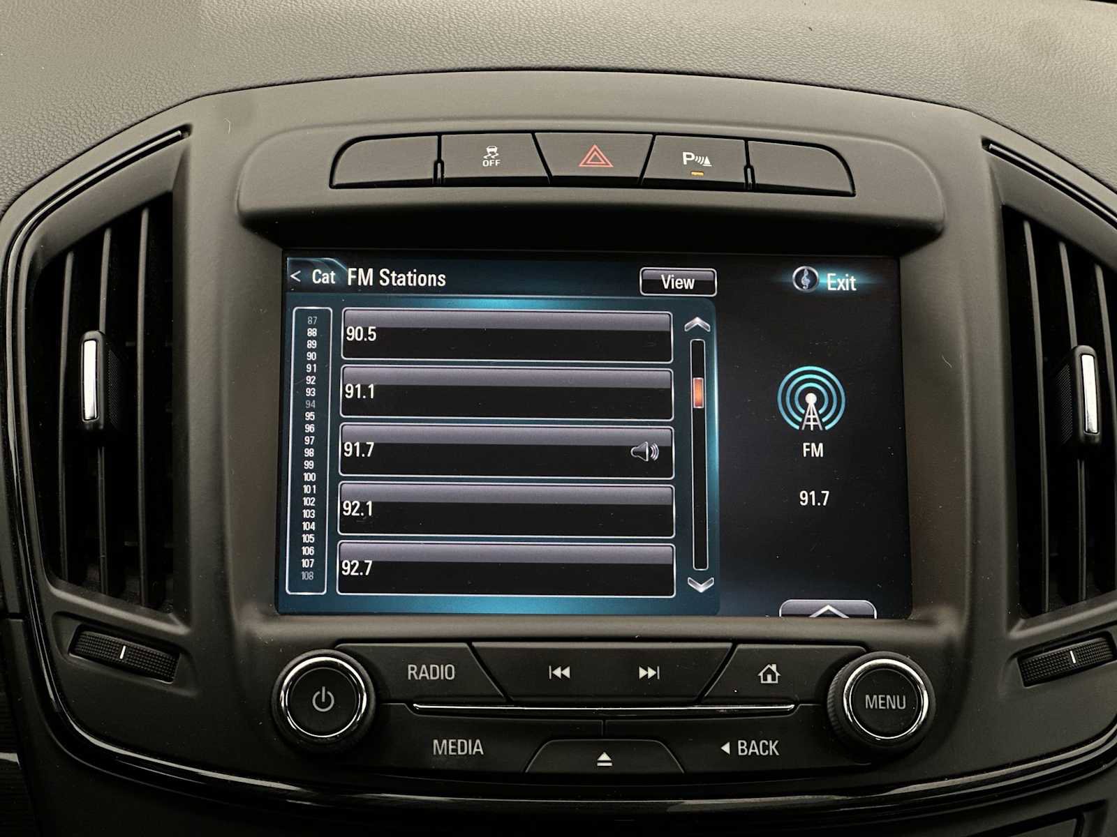 Used 2015 Buick Regal Premium image 12