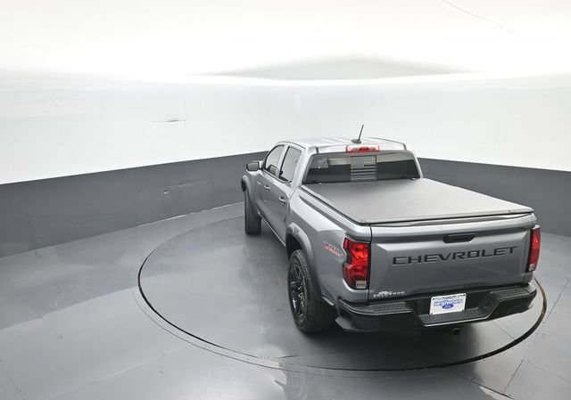 Used 2025 Chevrolet Colorado Trail Boss AWD/4WD image 21