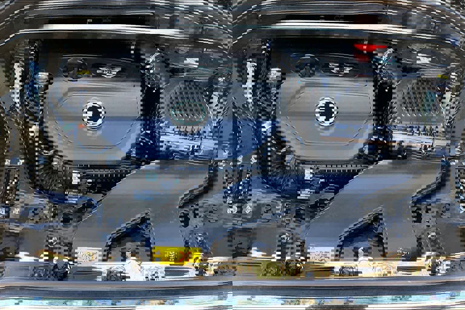 Used 2019 MINI Cooper Countryman SE w/ Premium Package image 9