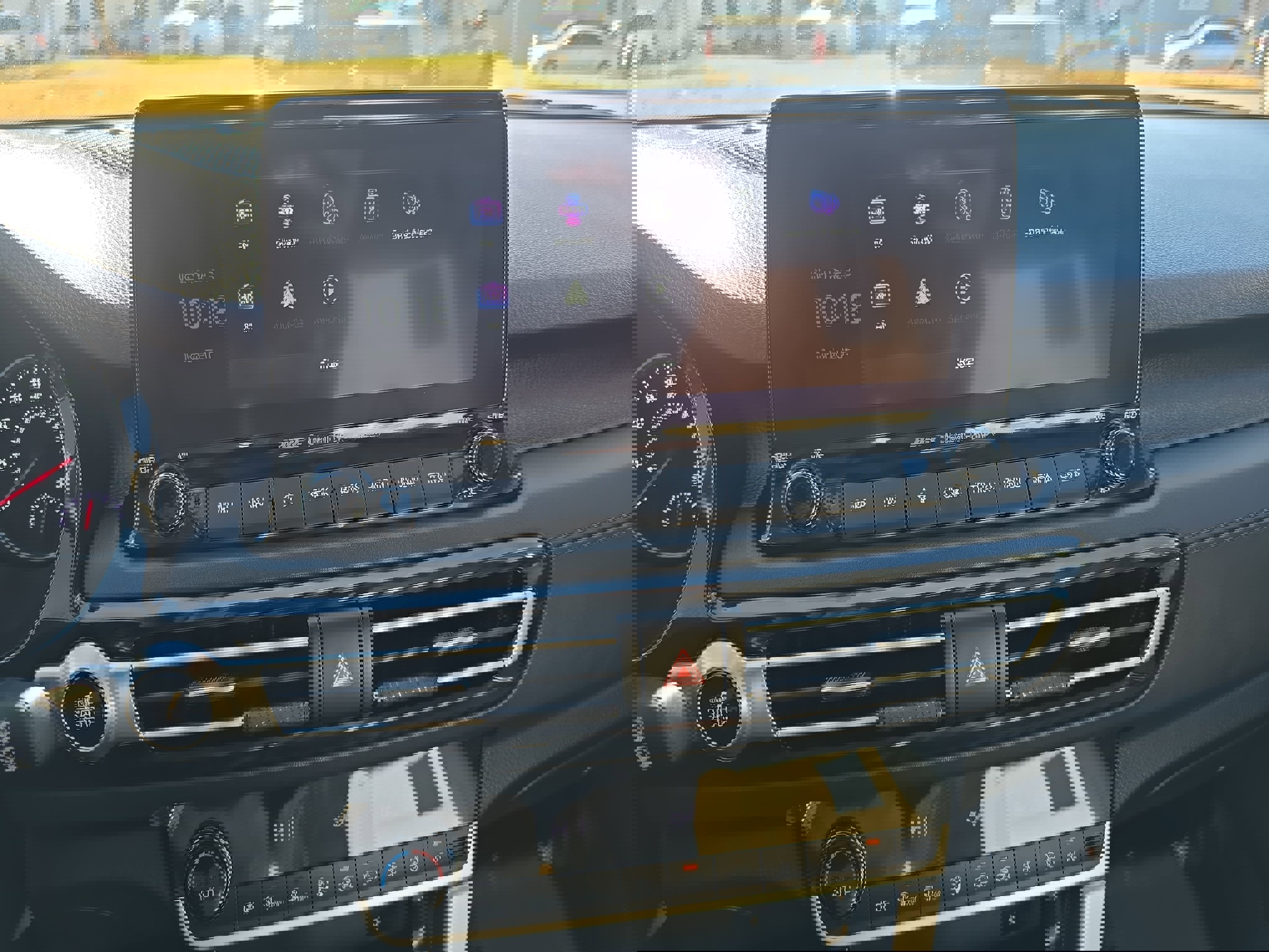 Used 2023 Kia Seltos SX image 19