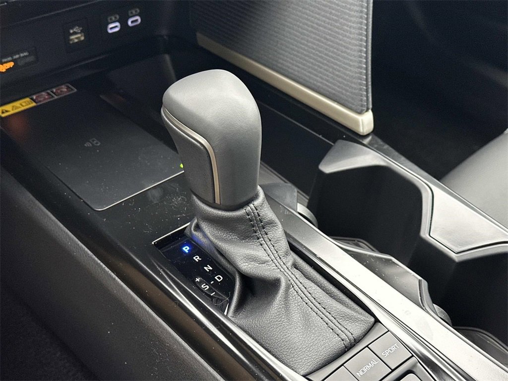 New 2026 Toyota Camry SE w/ Convenience Package image 30
