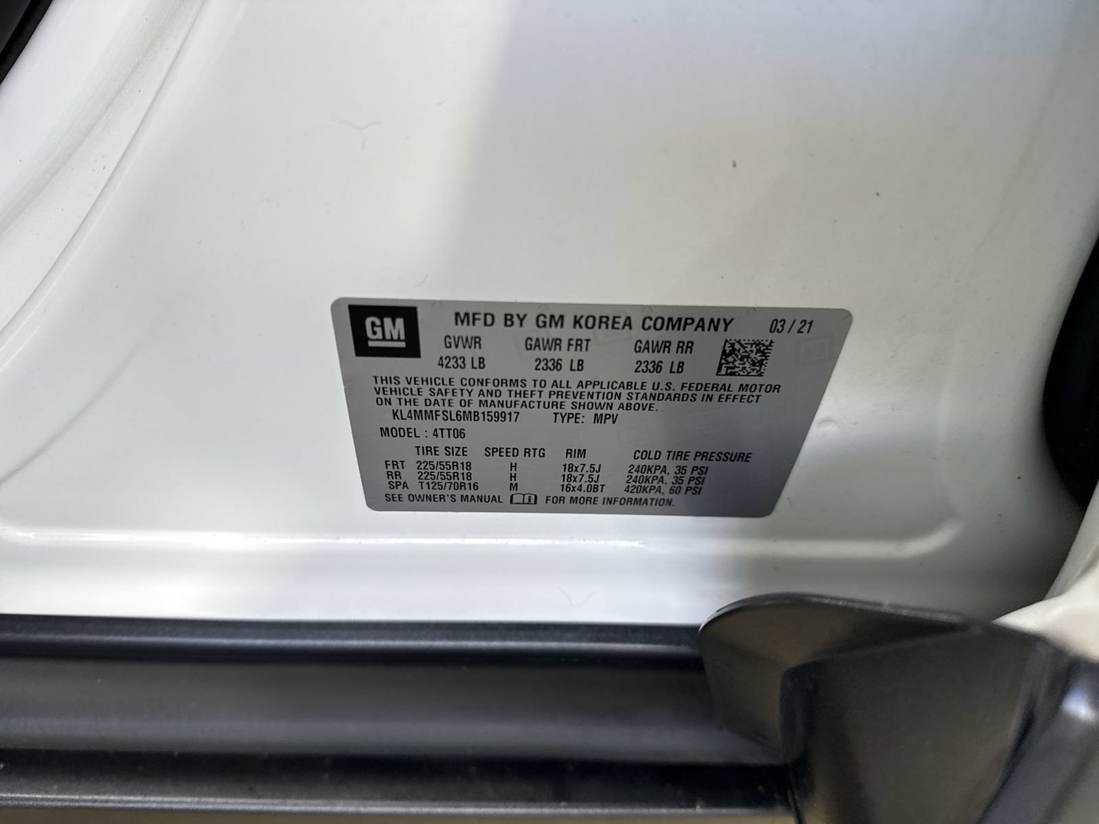 Used 2021 Buick Encore GX Essence FWD image 35