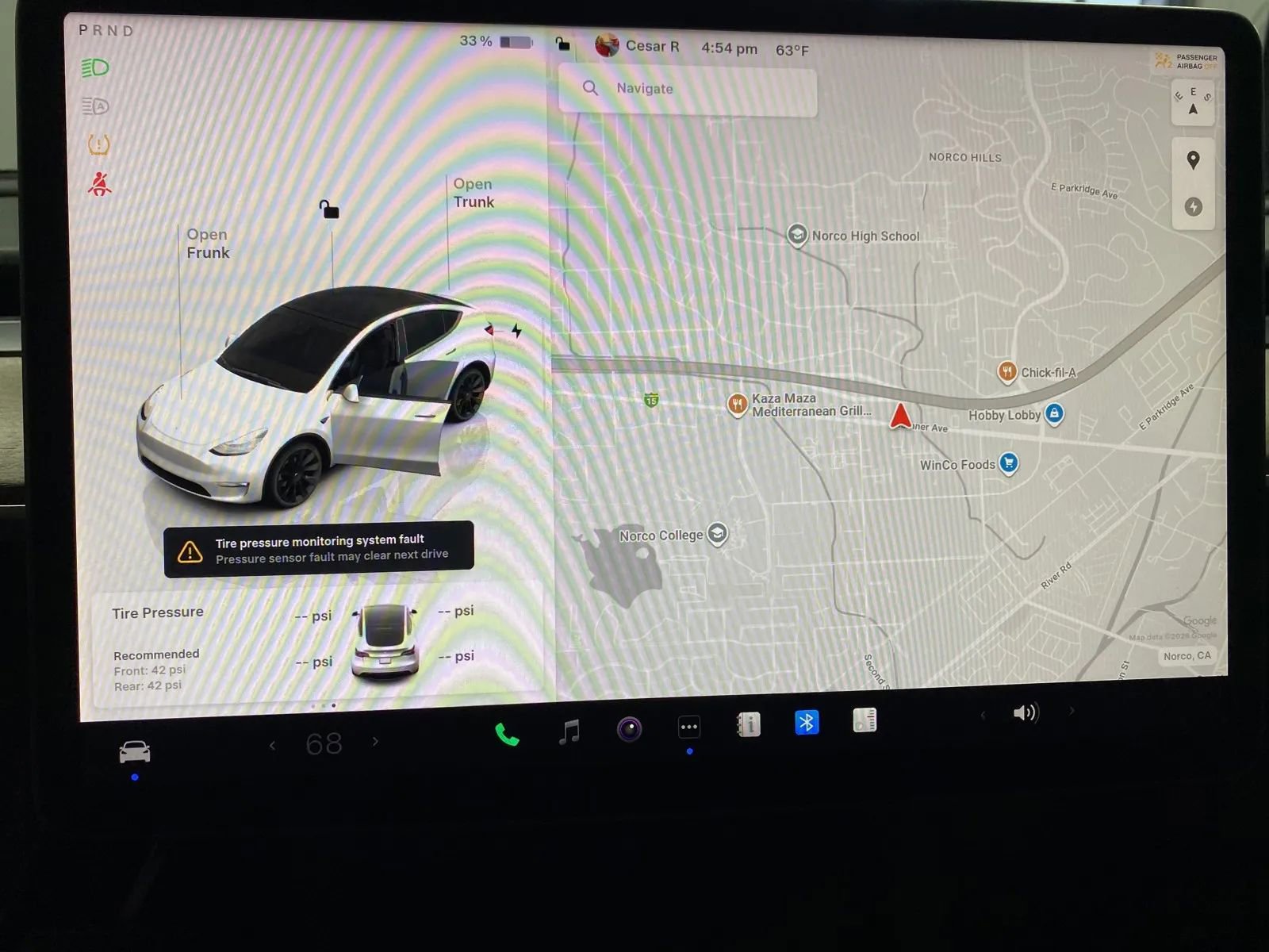 Used 2022 Tesla Model Y Long Range image 15