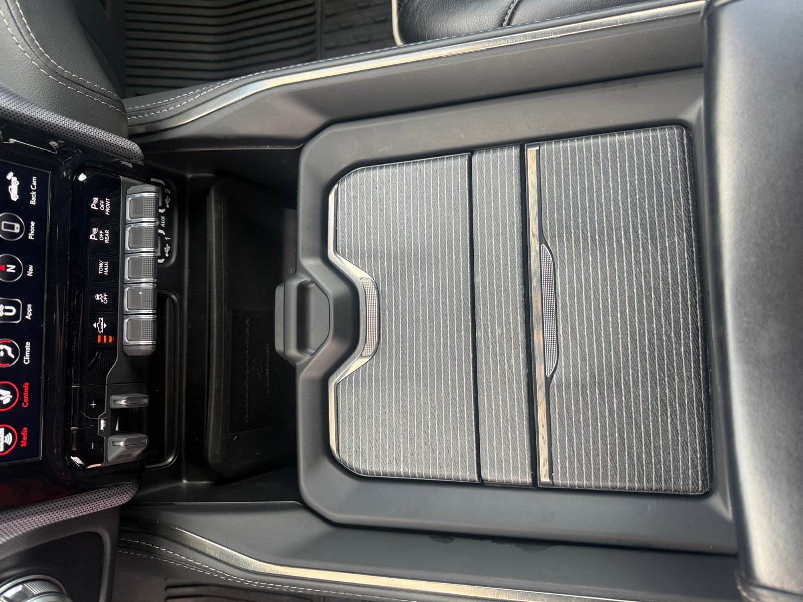 Used 2021 RAM 1500 Limited AWD/4WD image 15