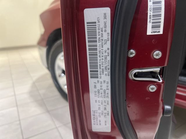 Used 2015 RAM 1500 Lone Star RWD image 30