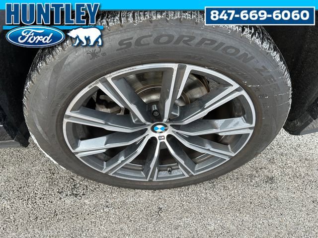 Used 2024 BMW X6 xDrive40i w/ Premium Package image 8