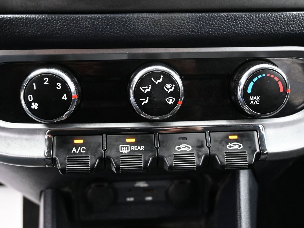 Used 2013 Kia Rio SX image 23