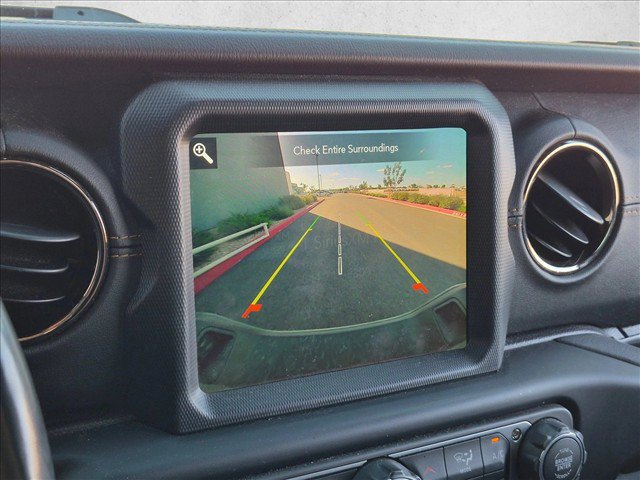 Used 2022 Jeep Gladiator Overland AWD/4WD image 10