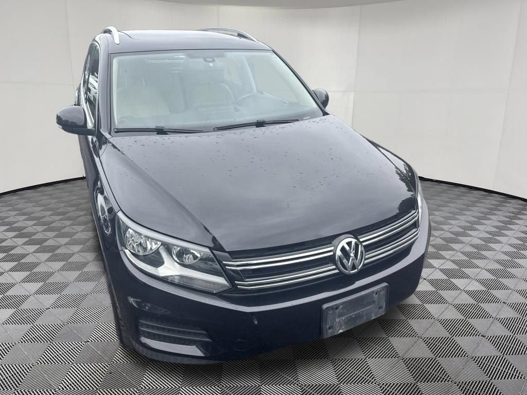 Used 2017 Volkswagen Tiguan Wolfsburg Edition AWD/4WD image 5