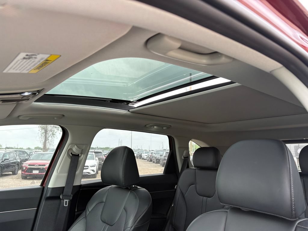 Certified 2025 Kia Sorento S w/ Panoramic Sunroof Package FWD image 16