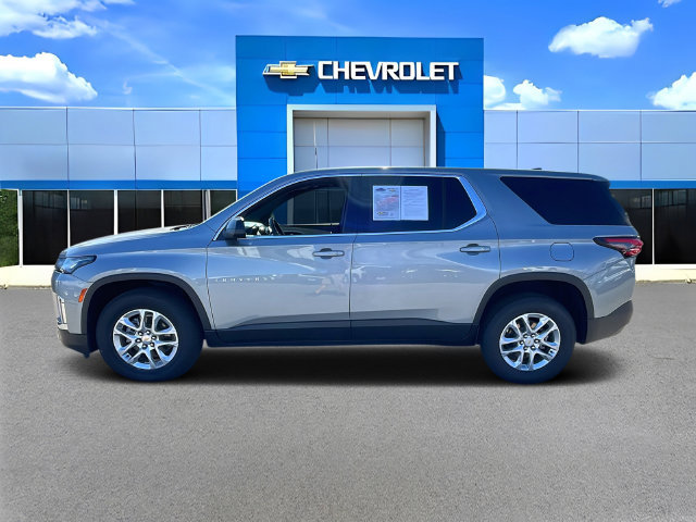 Used 2023 Chevrolet Traverse LS FWD image 6