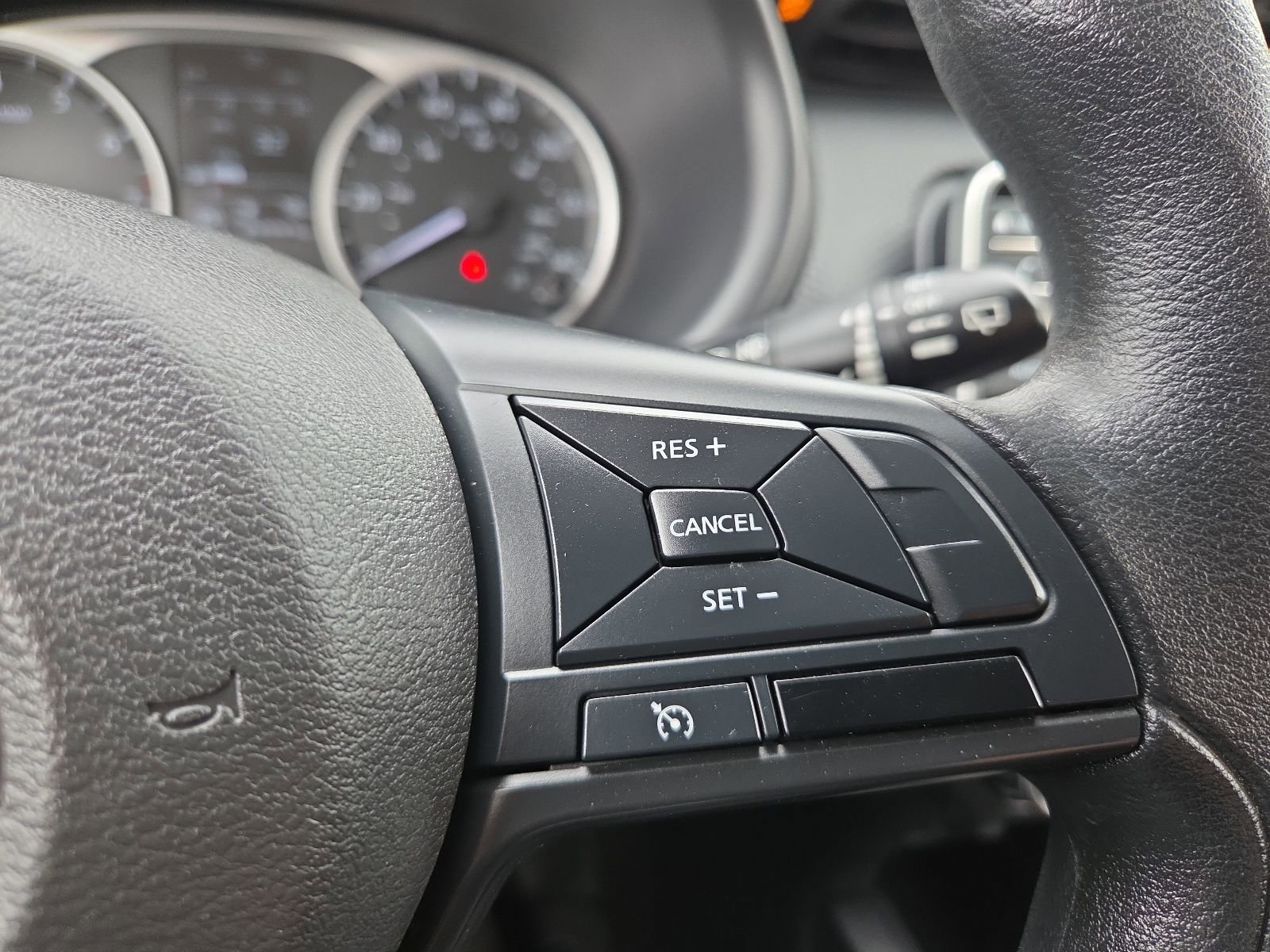 Used 2023 Nissan Kicks S image 17