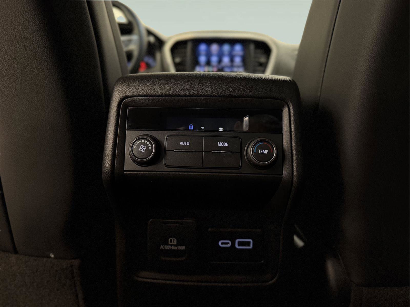 Certified 2023 GMC Acadia SLT w/ Elevation Edition AWD/4WD image 32