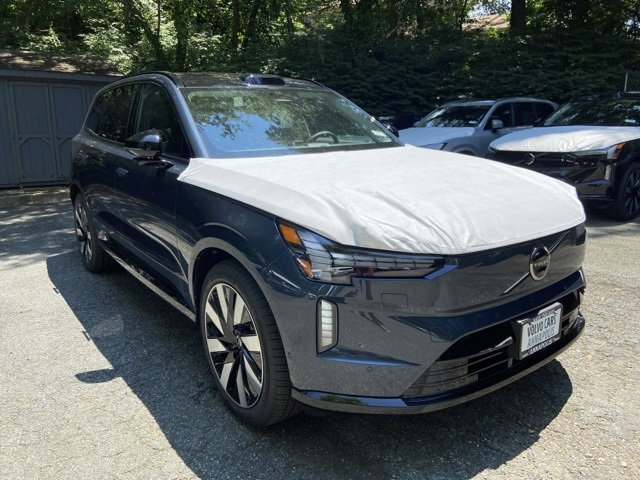 New 2025 Volvo EX90 Ultra image 1