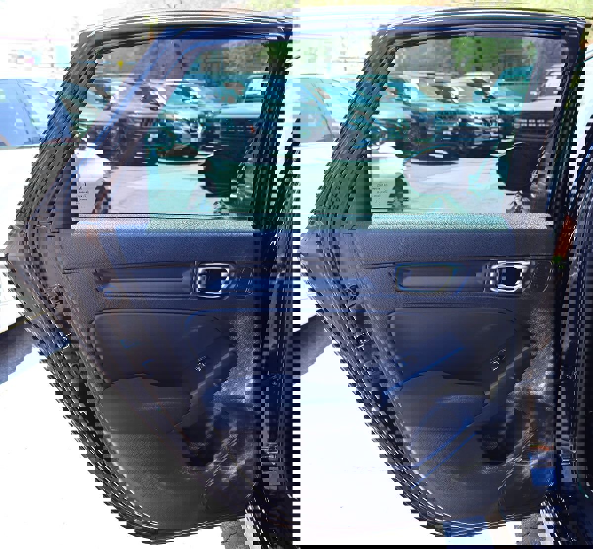 Used 2024 Honda Civic Sport image 29