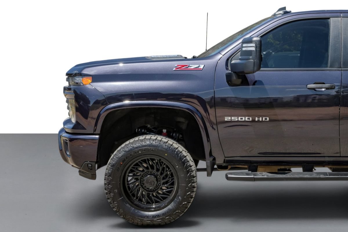 Used 2024 Chevrolet Silverado 2500 Custom w/ Custom Value Package AWD/4WD image 11