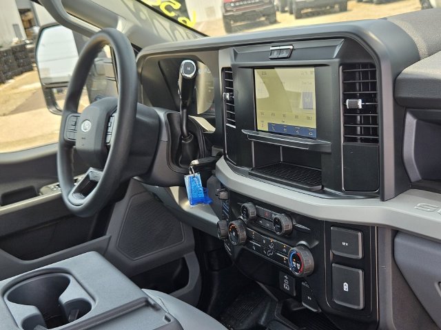 New 2026 Ford F250 XL w/ FX4 Off-Road Package AWD/4WD image 27