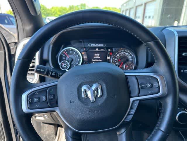 Used 2022 RAM 1500 Big Horn AWD/4WD image 9