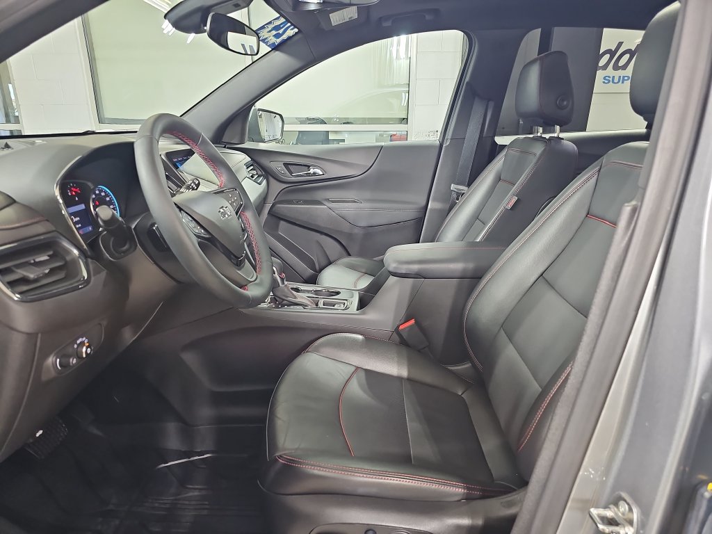Certified 2024 Chevrolet Equinox RS w/ RS Leather Package AWD/4WD image 19