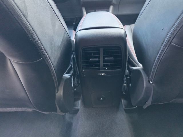 Used 2025 Ford Escape ST-Line image 17