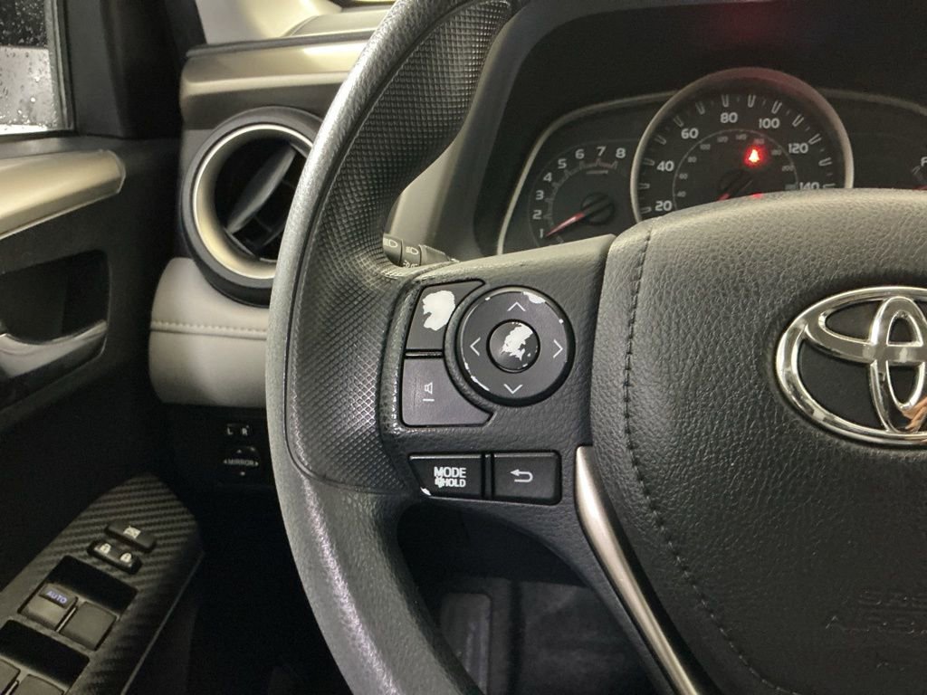 Used 2015 Toyota RAV4 XLE FWD image 15