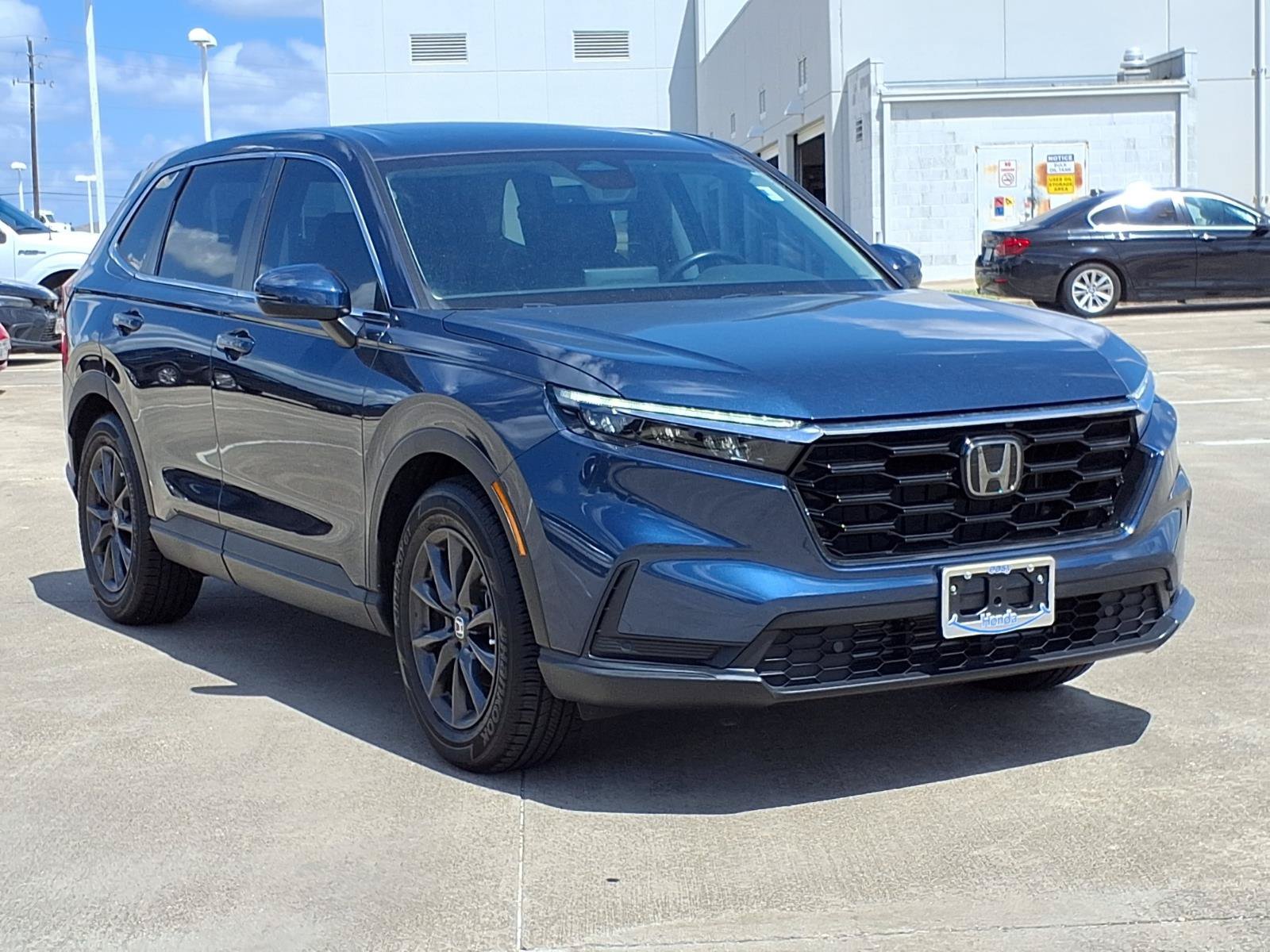 Used 2026 Honda CR-V EX-L image 2