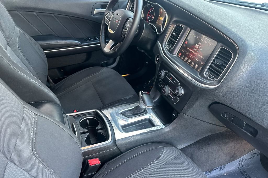 Used 2016 Dodge Charger R/T image 15