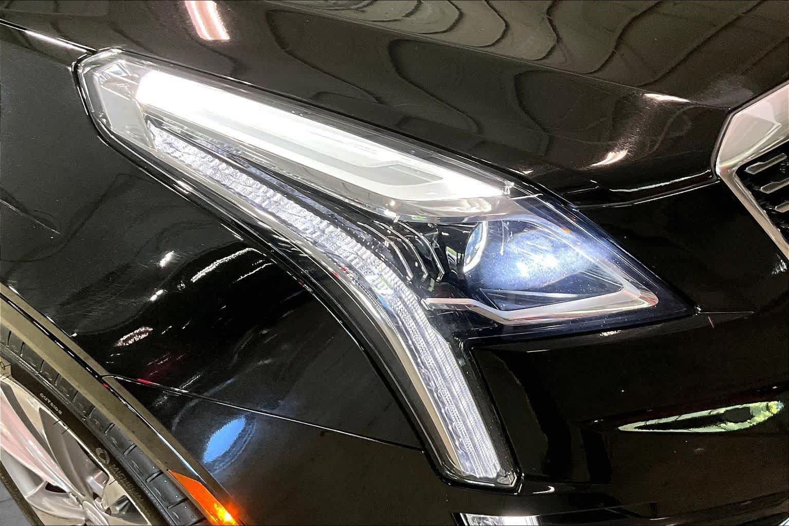 Used 2025 Cadillac XT5 Premium Luxury AWD/4WD image 27