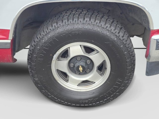 Used 1990 Chevrolet Silverado 1500 2WD Regular Cab image 9