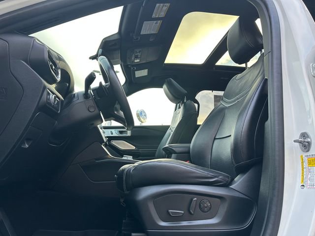 Used 2021 Ford Explorer ST w/ ST Street Pack image 11